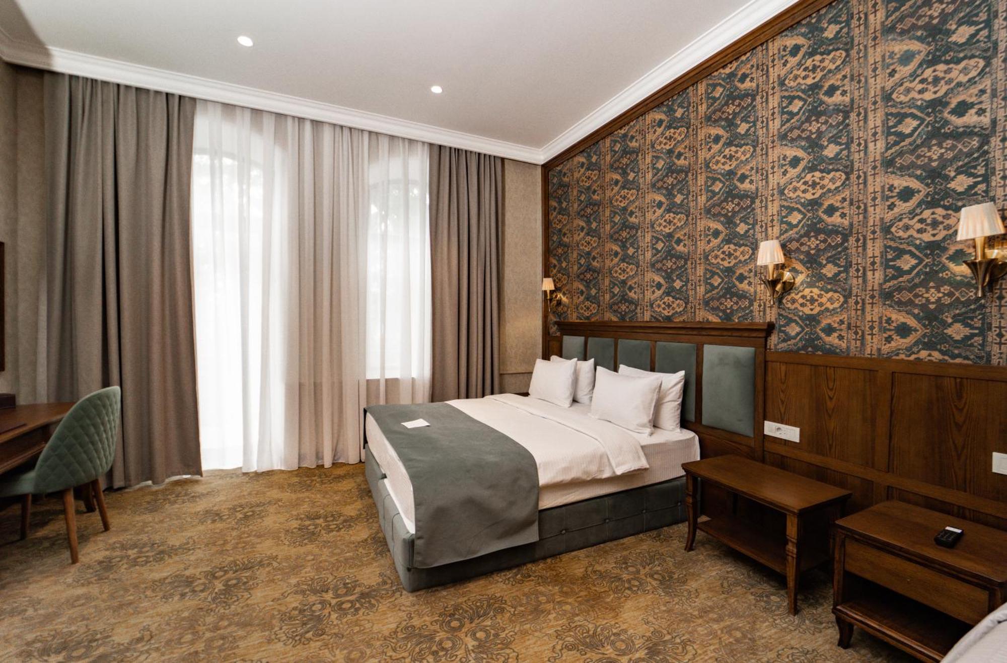 Midway Baku Hotel Ngoại thất bức ảnh